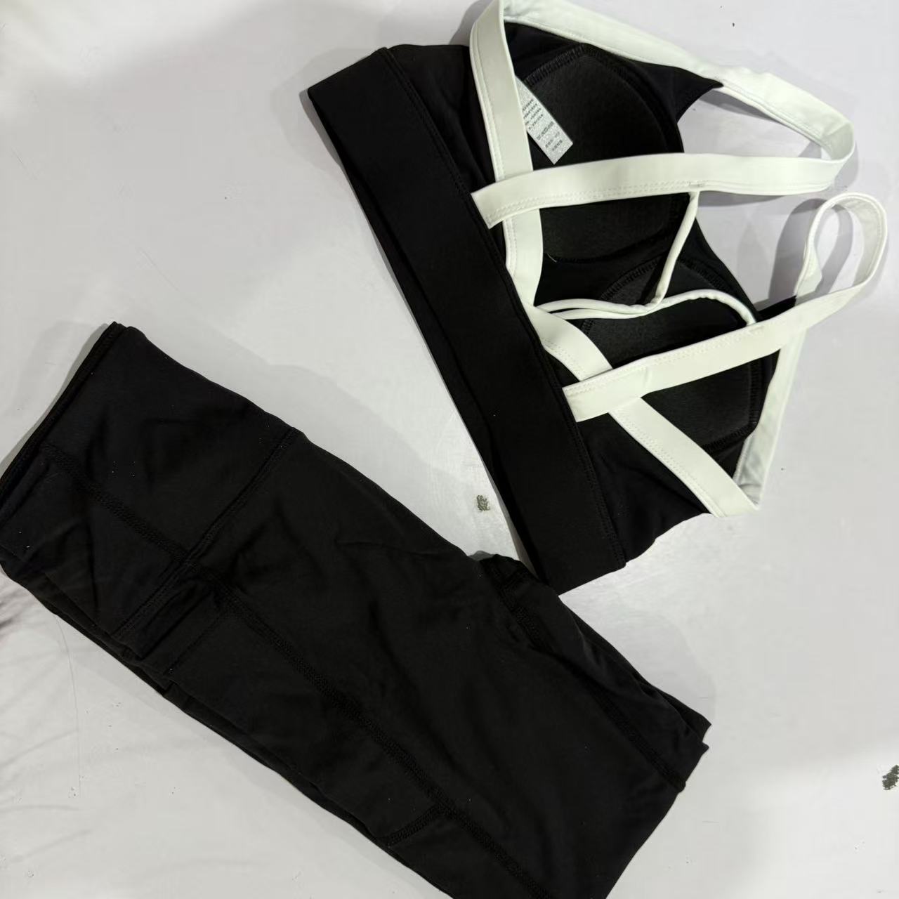 High Intensity Color Blocking  - đánh giá và giá Crossfit Lifting